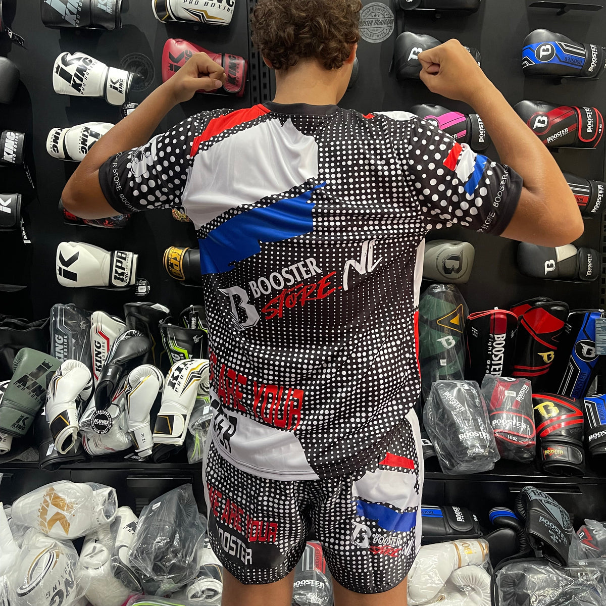 Booster Black Edition Set / Black Edition Shirt & Short Bundle | Handgemaakt in Thailand
