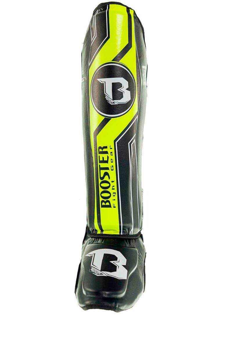 Booster V9 kickboksset neon geel – vooraanzicht van de zwart-neongele scheenbeschermer met wreefbescherming