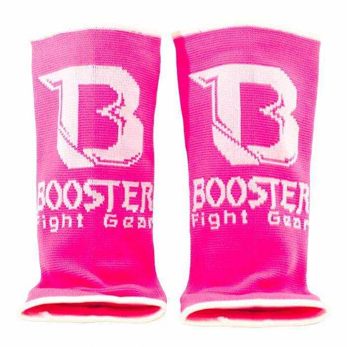 Booster Enkelsok Pro Pink, roze elastische enkelbeschermers met witte Booster-logo’s en geribde structuur.