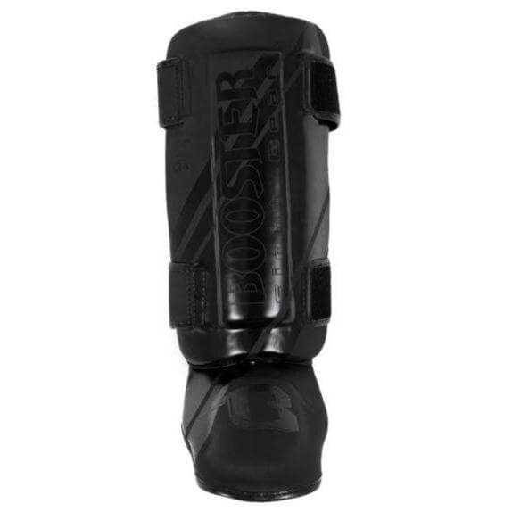 Booster Thai Striker scheenbeschermers van synthetisch leer met gel-padding en klittenbandsluiting