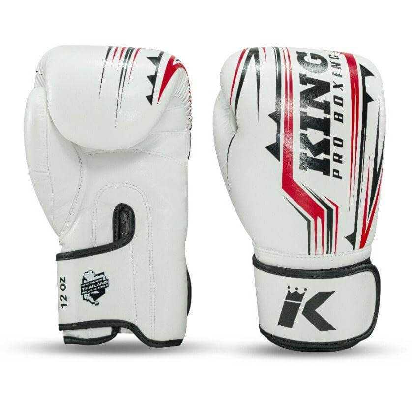 King Bokshandschoenen KPB/BG SPARTAN 2 in premium Thais leer met lange klittenbandsluiting en duimen vastgemaakt voor optimale bescherming.