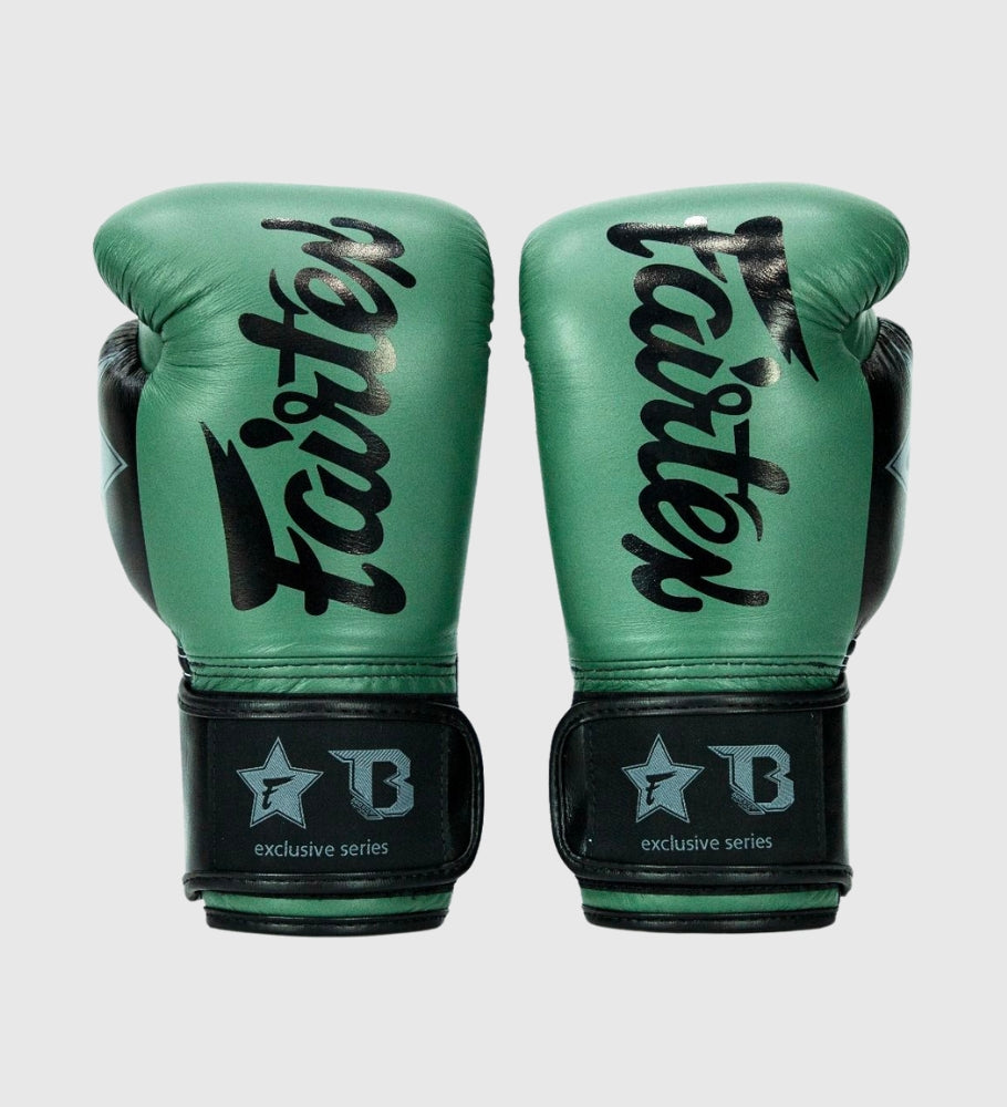 Fairtex X Booster star kickboks set 