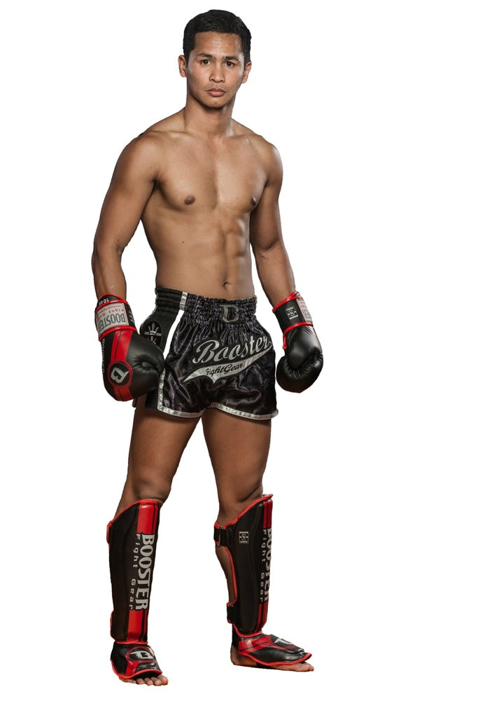 Booster V3 Bokshandschoenen Zwart Rood / Boxing Gloves Black Red | Leer | Handgemaakt in Thailand